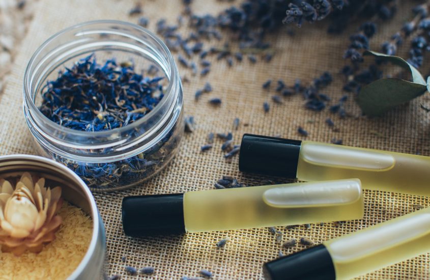 Botanical Oils and extracts: Nutrient dense ingredients for healthy hair
